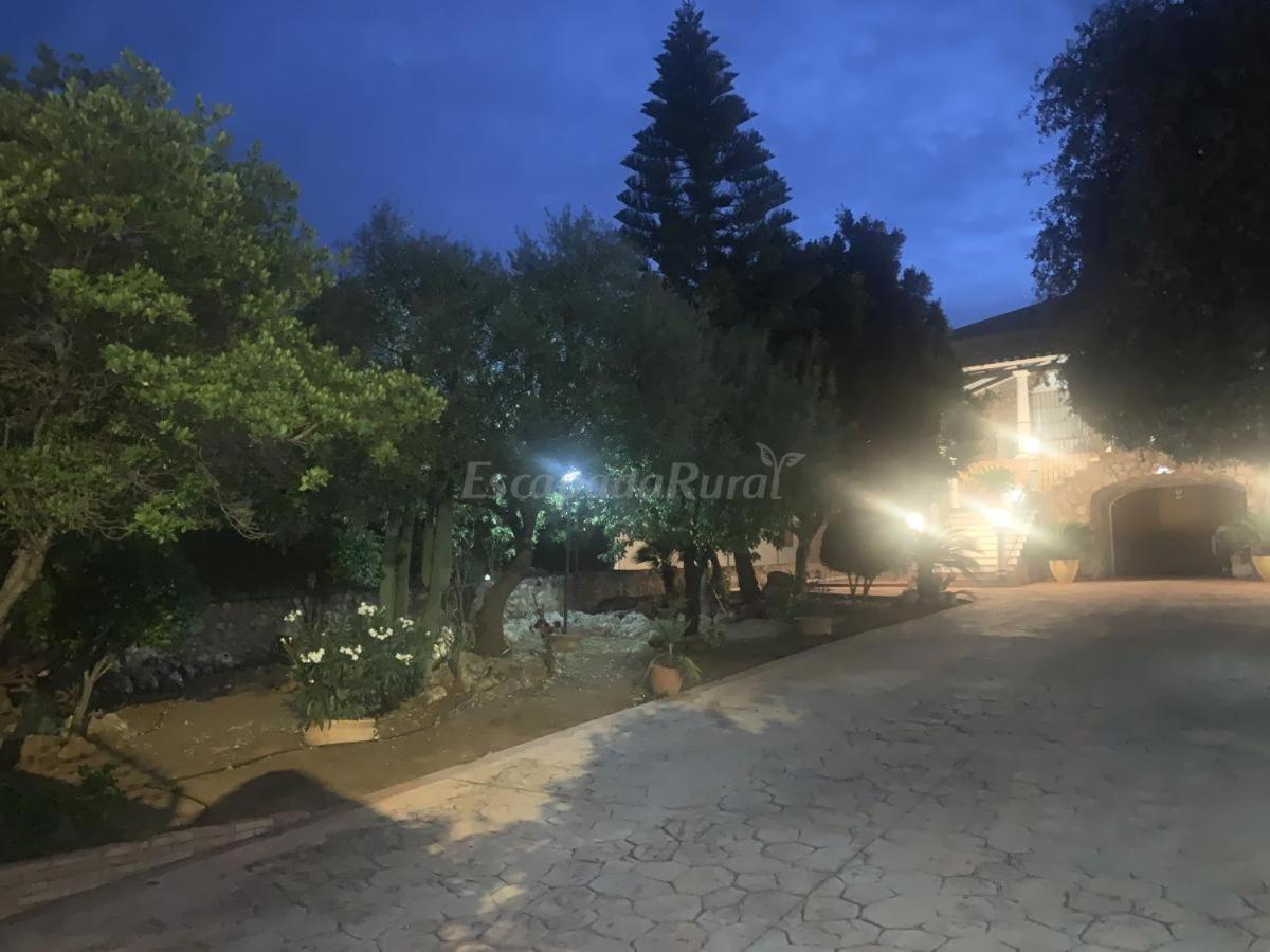 오르나추엘로스 Casa Maleda 빌라 외부 사진
